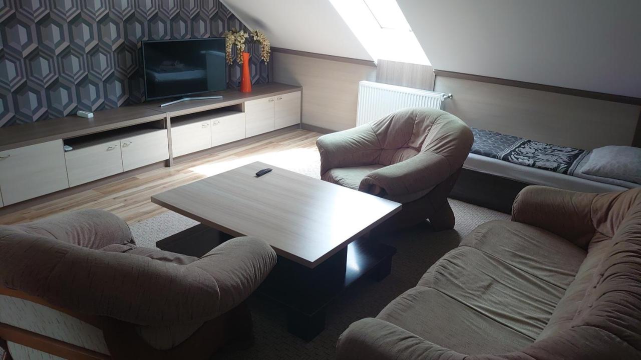 Fitnessfun Bed and Breakfast Krzyż Εξωτερικό φωτογραφία